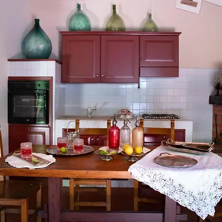 Borgo San Benedetto * Montaione