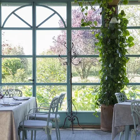 Borgo San Benedetto Country house *